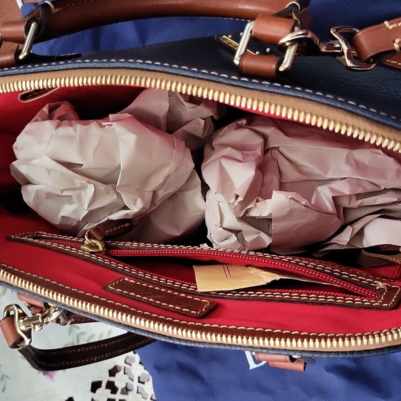 Dooney and Bourke Zip Zip sachel - Picture 7 of 8